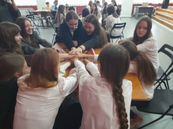 Кино, музыка, танцы! Кино, музыка, танцы!